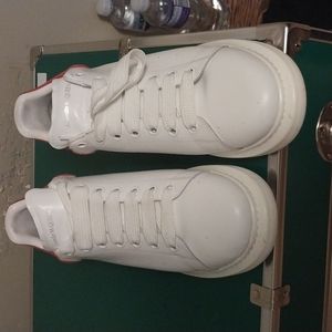 Alexander McQueen oversized sneaker size45